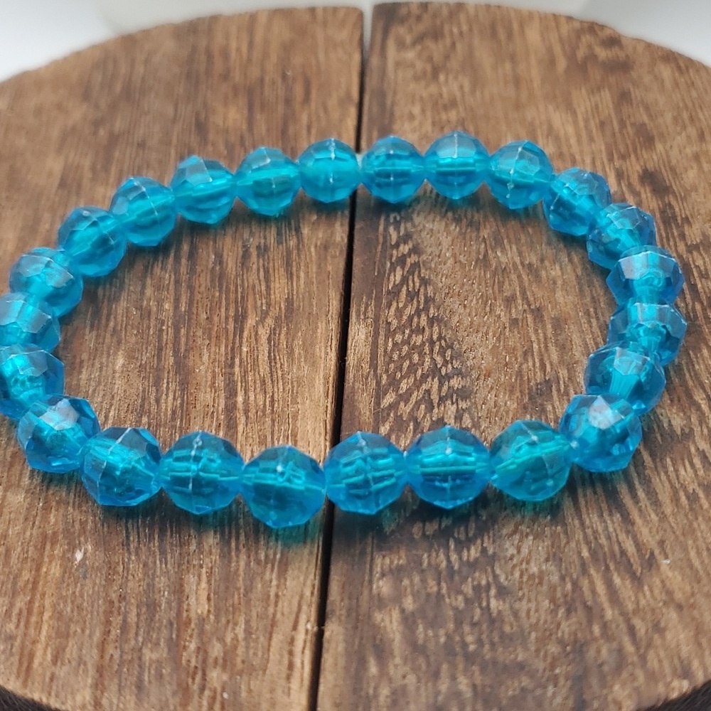 B2135 rock‎ candy glacier blue bracelet stretch 💙